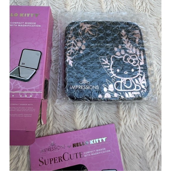 NEW Impressions Hello Kitty® Supercute Compact Mirror with Magnification - Picture 16 of 17